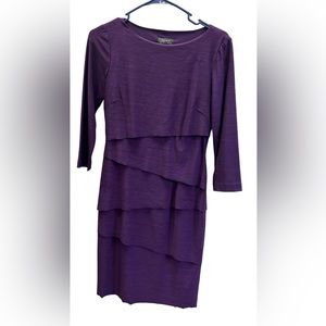 TAHARI Dress Sheath Layered Tiered Purple Stretch Dress Raw Hem Size 2